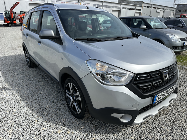 Dacia Lodgy STEPWAY 1.5dci 110кс. 7-местен - автомобили, коли, обяви за нови и употребявани 1