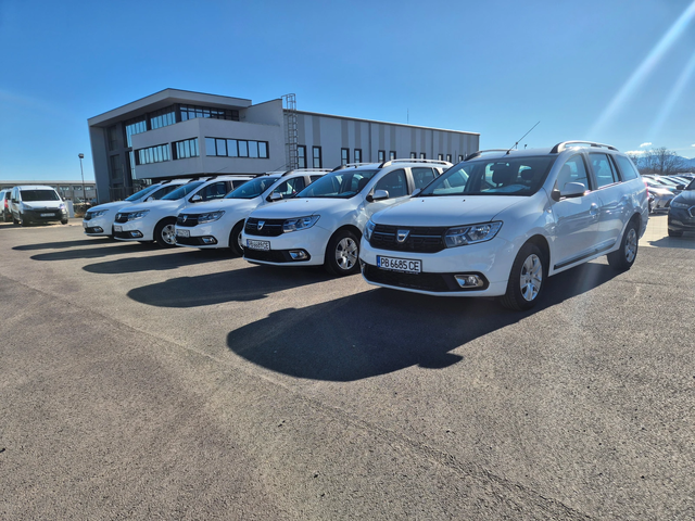 Dacia Logan 16-броя-1.5DCI - автомобили, коли, обяви за нови и употребявани 0