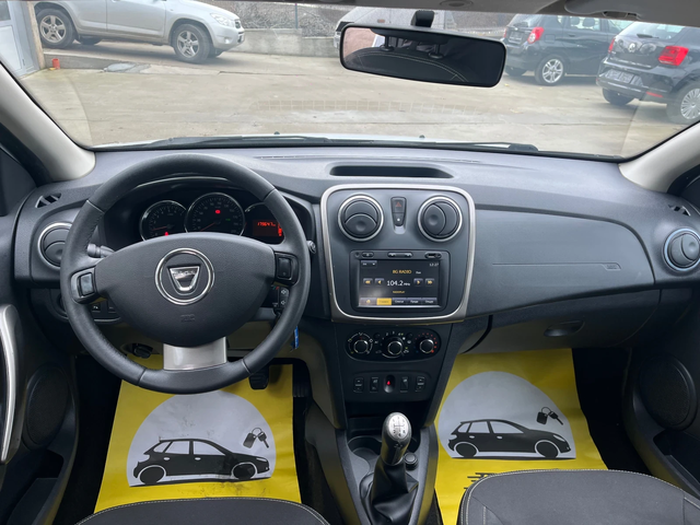 Dacia Logan 1.5 навигация - автомобили, коли, обяви за нови и употребявани 8