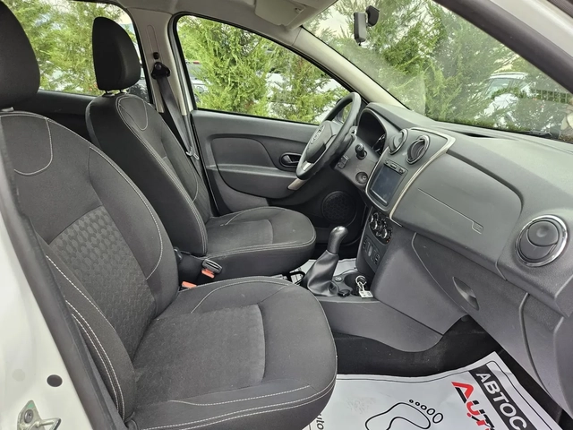 Dacia Logan 1.2i-75кс= ФАБРИЧНА ГАЗ= 158.000км= НАВИ - автомобили, коли, обяви за нови и употребявани 14