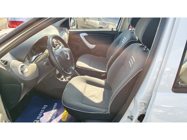 Dacia Sandero 1.2I - автомобили, коли, обяви за нови и употребявани 5