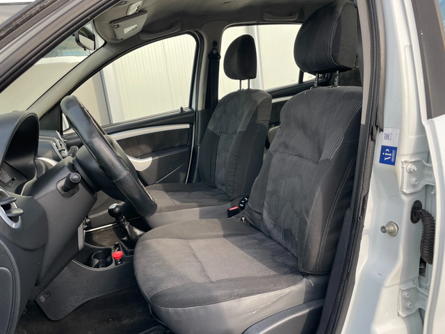 Dacia Sandero 1.4 - автомобили, коли, обяви за нови и употребявани 10