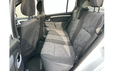 Dacia Sandero 1.4 - автомобили, коли, обяви за нови и употребявани 12