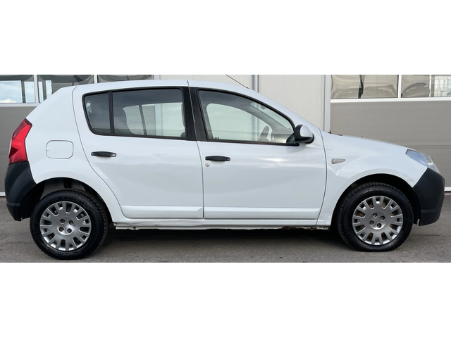 Dacia Sandero 1.4 - автомобили, коли, обяви за нови и употребявани 5