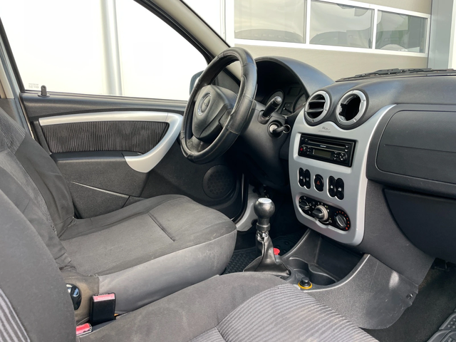 Dacia Sandero 1.4 - автомобили, коли, обяви за нови и употребявани 9