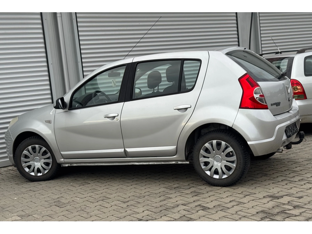 Dacia Sandero 1, 4i 75ps, може на газ, клима, хечбек, ел.пакет, - автомобили, коли, обяви за нови и употребявани 2