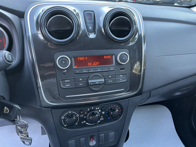 Dacia Sandero TCE 100 k.c + LPG 4 бр налични - автомобили, коли, обяви за нови и употребявани 12