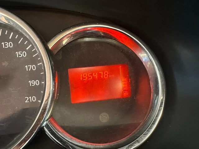 Dacia Sandero 1.5dci 75kc KLIMA ITALIA - автомобили, коли, обяви за нови и употребявани 11