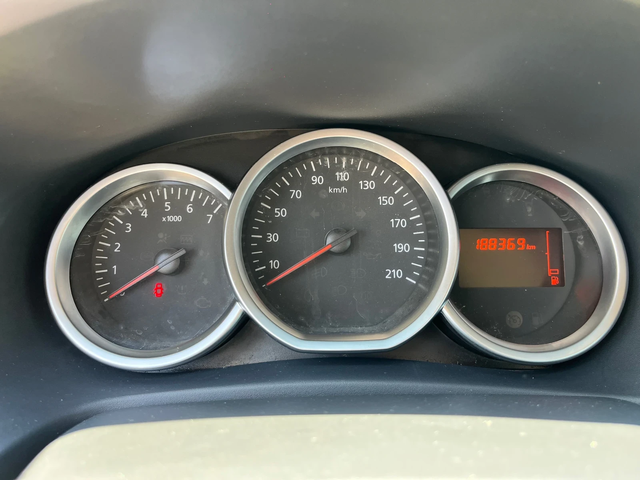 Dacia Sandero 1.5dci - автомобили, коли, обяви за нови и употребявани 11