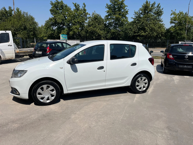 Dacia Sandero 1.5dci - автомобили, коли, обяви за нови и употребявани 3