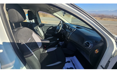 Dacia Sandero 1.5DCI---NAVI--- - автомобили, коли, обяви за нови и употребявани 13
