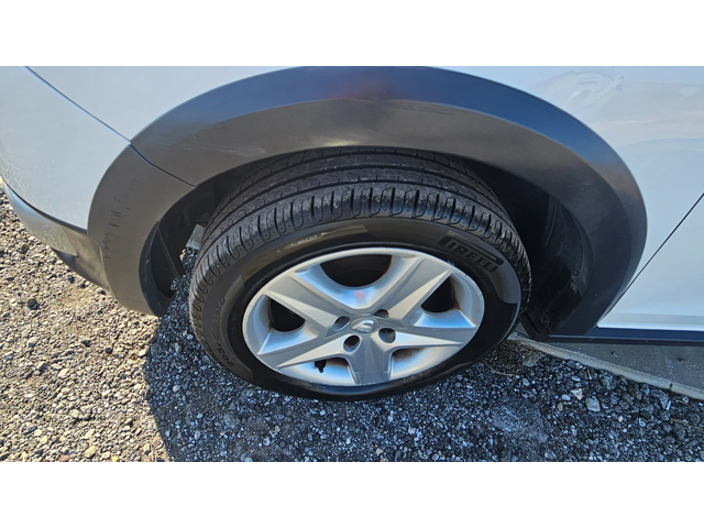 Dacia Sandero 1.5DCI---NAVI--- - автомобили, коли, обяви за нови и употребявани 7