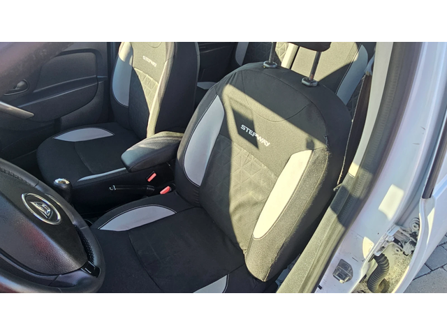 Dacia Sandero 1.5DCI---NAVI--- - автомобили, коли, обяви за нови и употребявани 8