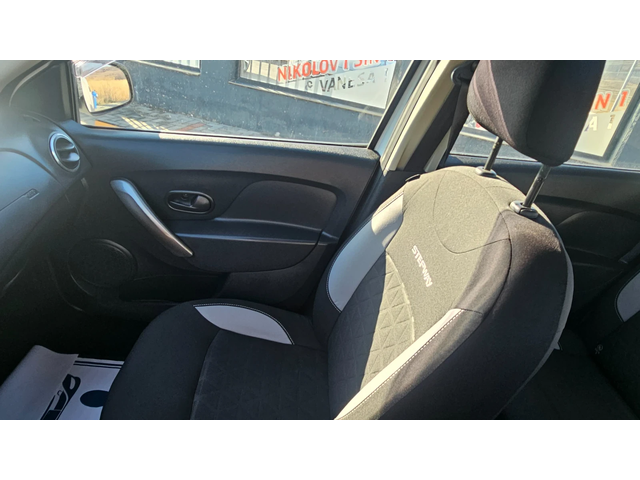 Dacia Sandero 1.5DCI---NAVI--- - автомобили, коли, обяви за нови и употребявани 9