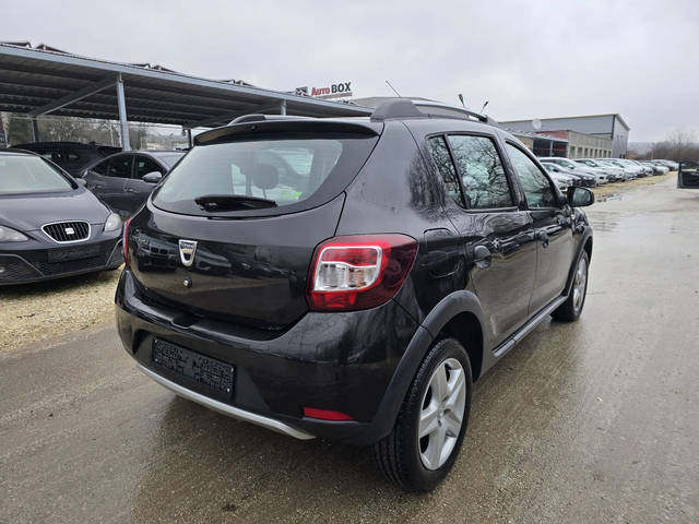 Dacia Sandero Stepway 1.5d 90к.с - автомобили, коли, обяви за нови и употребявани 3