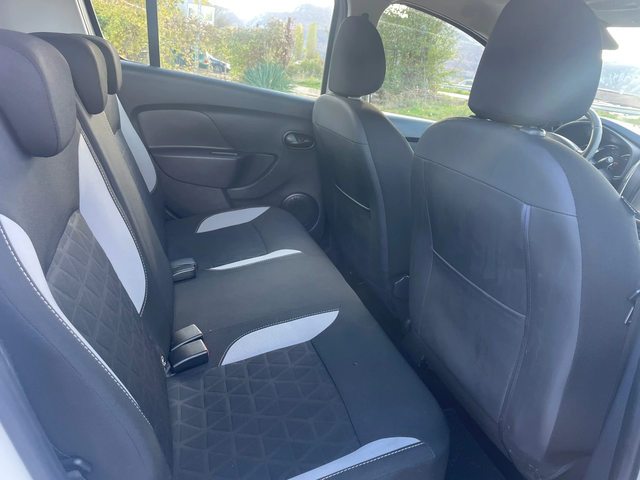 Dacia Sandero STEPWAY-0.9TCE-90-ITALIA - автомобили, коли, обяви за нови и употребявани 6