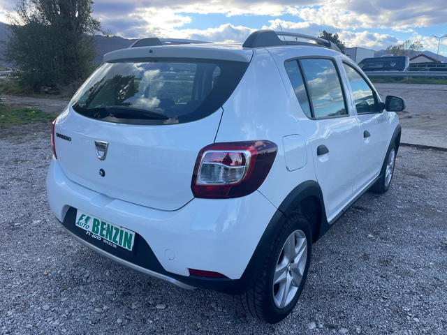 Dacia Sandero STEPWAY-0.9TCE-90-ITALIA - автомобили, коли, обяви за нови и употребявани 8