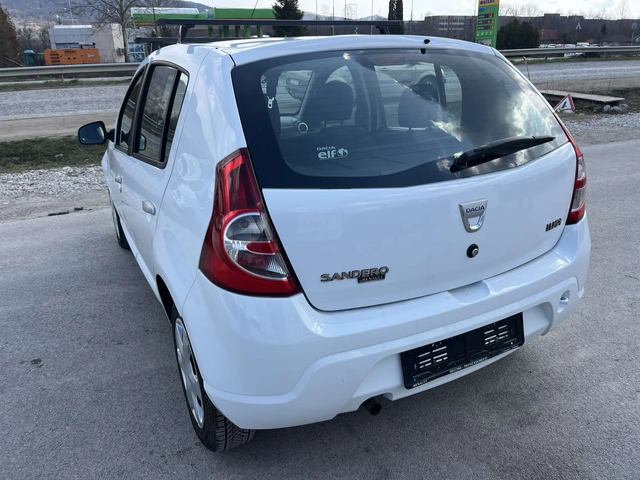 Dacia Sandero 1.4I 75кс. LPG EURO 4 КЛИМАТИК ВНОС ИТАЛИЯ - автомобили, коли, обяви за нови и употребявани 4