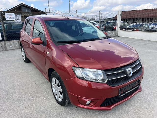 Dacia Sandero 1.2I 75кс. LPG EURO 5B NAVI КЛИМАТИК ВНОС ИТАЛИЯ - автомобили, коли, обяви за нови и употребявани 2
