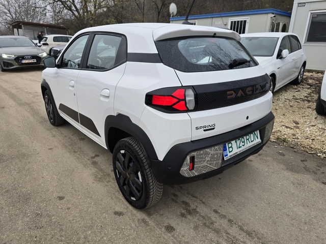 Dacia Spring EXTREME 65 Гаранция Лизинг - автомобили, коли, обяви за нови и употребявани 2