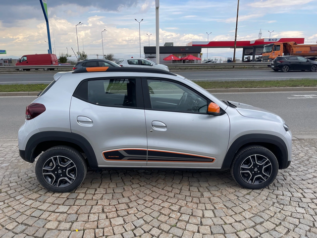 Dacia Spring COMFORT+ + + /NEW/GUARANTE/TOP!!! 0 км! Чисто НОВО - автомобили, коли, обяви за нови и употребявани 8