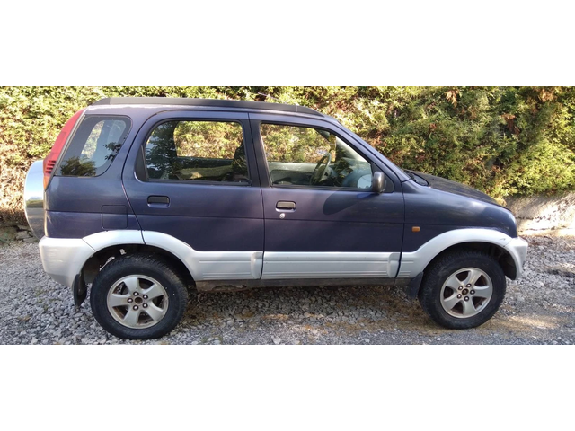 Daihatsu Terios 1, 3i 4x4 за части - автомобили, коли, обяви за нови и употребявани 3