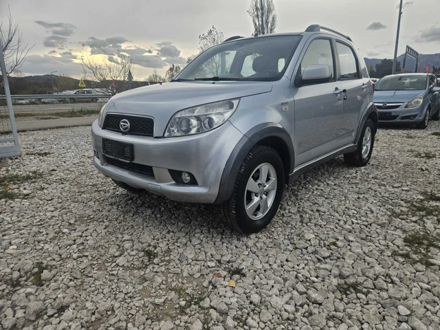 Daihatsu Terios 1.5* фабрична газ * - автомобили, коли, обяви за нови и употребявани 0