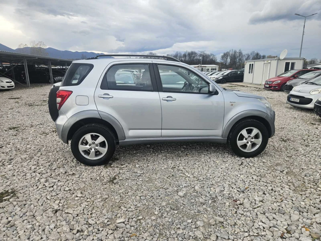 Daihatsu Terios 1.5* фабрична газ * - автомобили, коли, обяви за нови и употребявани 3