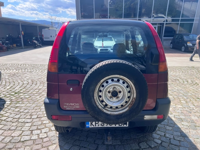 Daihatsu Terios 1.3i 4x4 - автомобили, коли, обяви за нови и употребявани 5