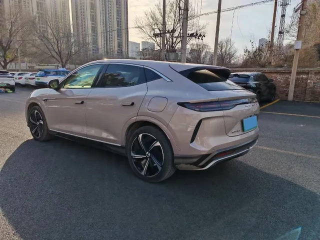   BEV 91.3 kWh AWD - автомобили, коли, обяви за нови и употребявани 3