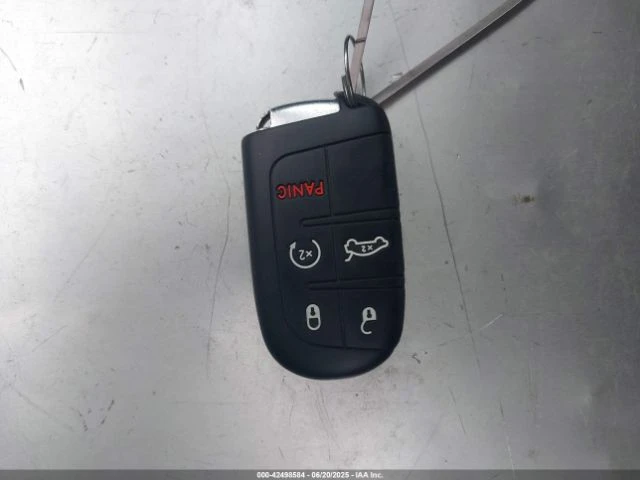 Dodge Challenger SXT - автомобили, коли, обяви за нови и употребявани 13