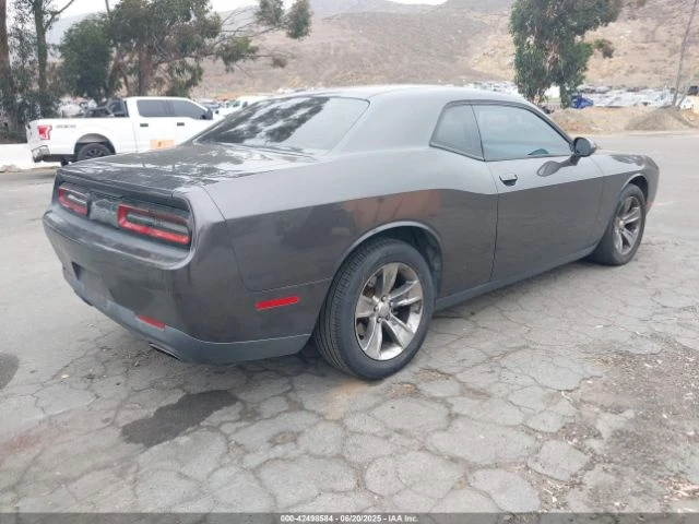 Dodge Challenger SXT - автомобили, коли, обяви за нови и употребявани 5