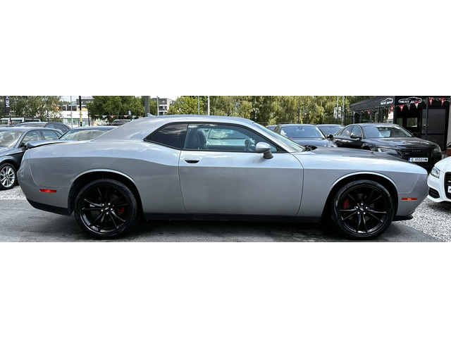 Dodge Challenger 3.6i 309HP VVT AppleCarPlay - автомобили, коли, обяви за нови и употребявани 3