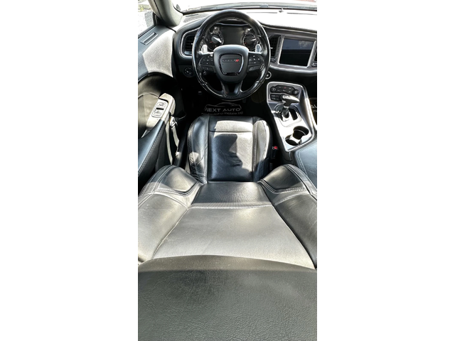 Dodge Challenger 3.6i 309HP VVT AppleCarPlay - автомобили, коли, обяви за нови и употребявани 9