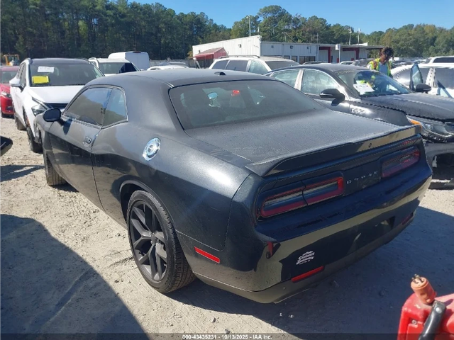 Dodge Challenger R/T - автомобили, коли, обяви за нови и употребявани 2