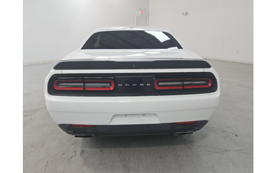 dodge-challenger - 5