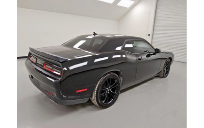 dodge-challenger - 2