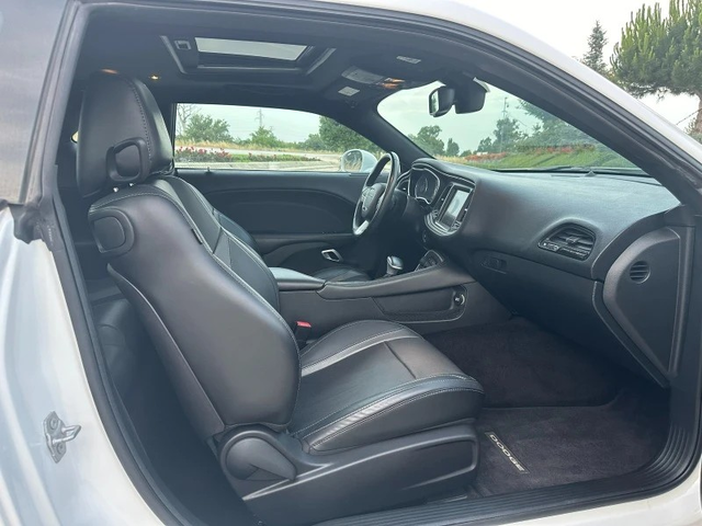 Dodge Challenger 3. 6 /  V6 / SXT - автомобили, коли, обяви за нови и употребявани 14