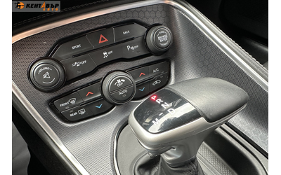 Dodge Challenger 3.6i 305 к.с. - автомобили, коли, обяви за нови и употребявани 10