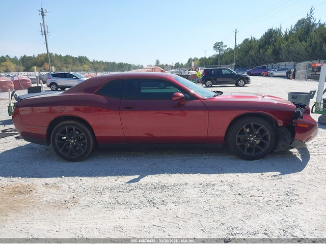 Dodge Challenger 3.6L V-6 DOHC, VVT, 303HP Rear Wheel Drive - автомобили, коли, обяви за нови и употребявани 12