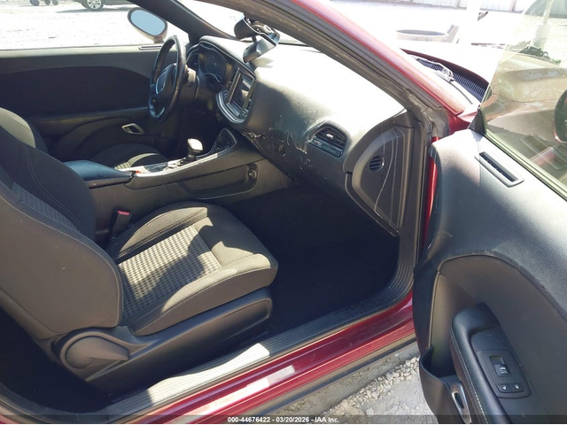 Dodge Challenger 3.6L V-6 DOHC, VVT, 303HP Rear Wheel Drive - автомобили, коли, обяви за нови и употребявани 4
