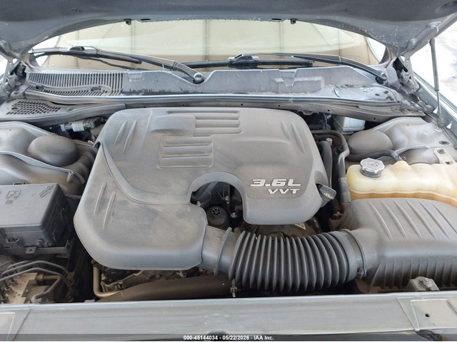Dodge Challenger 3.6L V-6 DOHC, VVT, 305HP Rear Wheel Drive - автомобили, коли, обяви за нови и употребявани 9