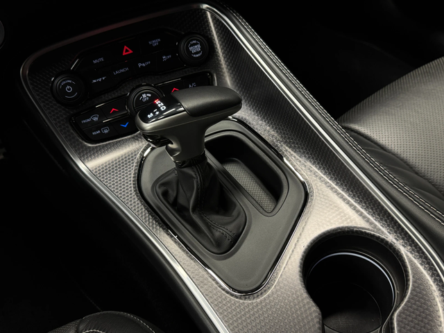 Dodge Challenger SRT Hellcat* Camera* H&K* Обдухване - автомобили, коли, обяви за нови и употребявани 11