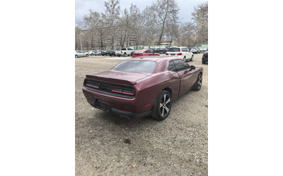 Dodge Challenger - автомобили, коли, обяви за нови и употребявани 10