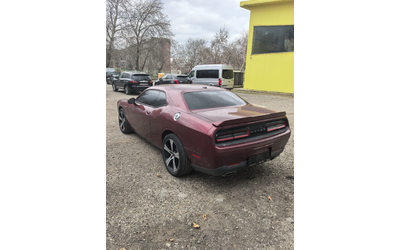 Dodge Challenger - автомобили, коли, обяви за нови и употребявани 9