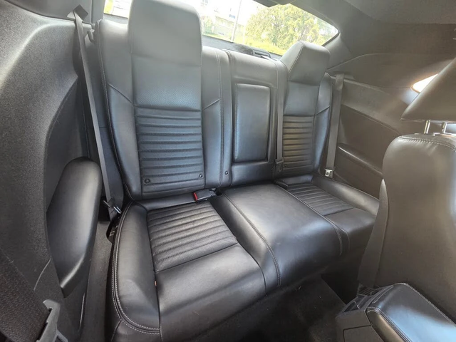 Dodge Challenger SXT Plus RWD - автомобили, коли, обяви за нови и употребявани 13