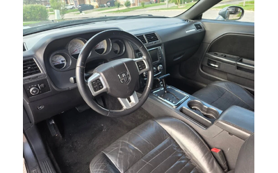 Dodge Challenger SXT Plus RWD - автомобили, коли, обяви за нови и употребявани 7