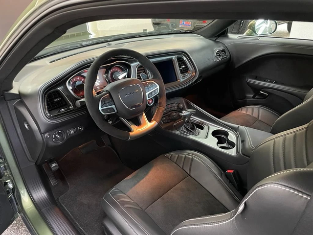 Dodge Challenger SRT HELLCAT LAST CALL - автомобили, коли, обяви за нови и употребявани 12