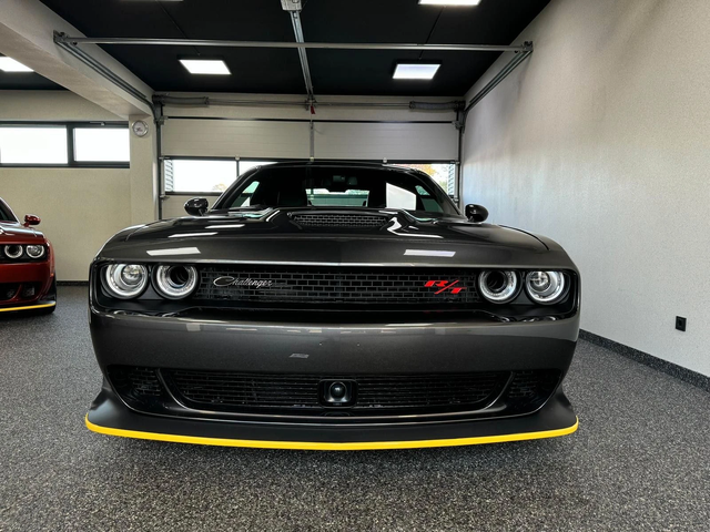 Dodge Challenger 6.4L R/T - автомобили, коли, обяви за нови и употребявани 1
