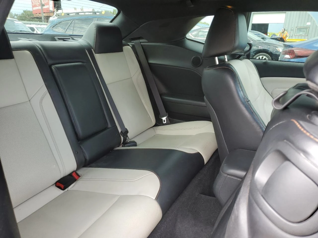 Dodge Challenger 3.6* SXT PLUS* FULL* РЕАЛНИ КМ - автомобили, коли, обяви за нови и употребявани 8